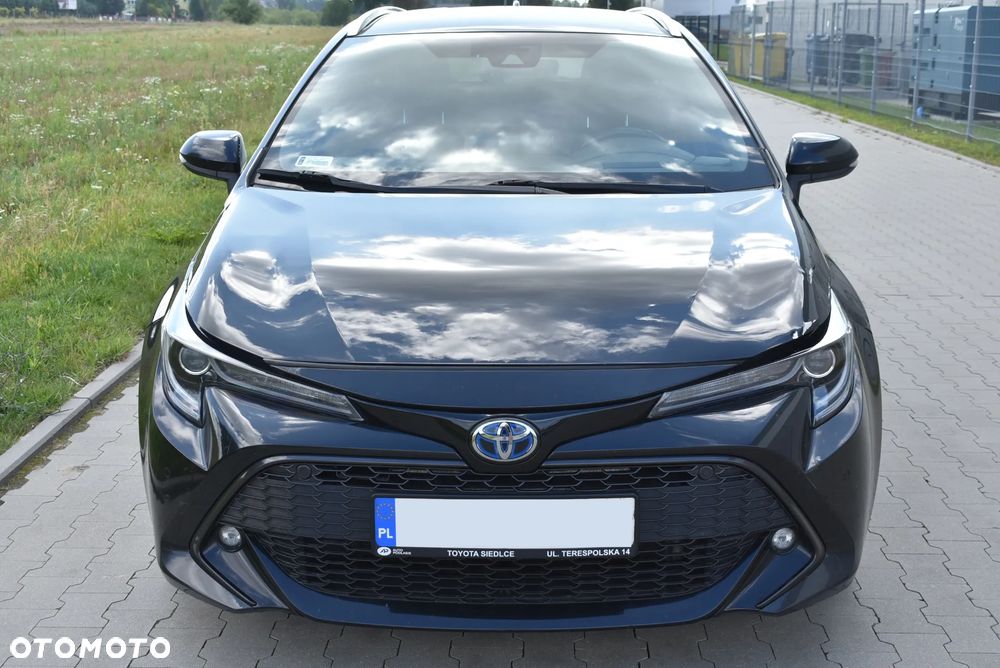 Toyota Corolla 2.0 Hybrid Executive - 11