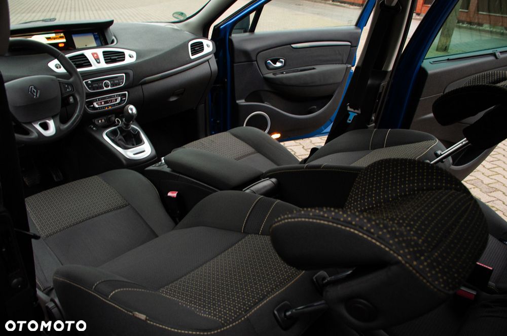 Renault Scenic TCe 130 Luxe - 35