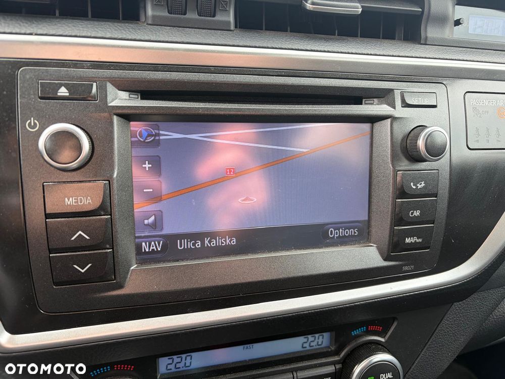 Toyota Auris - 13