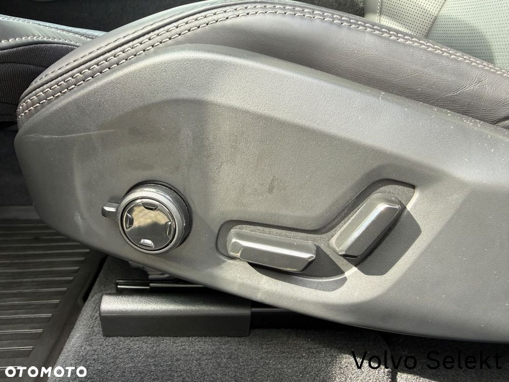 Volvo XC 60 - 14