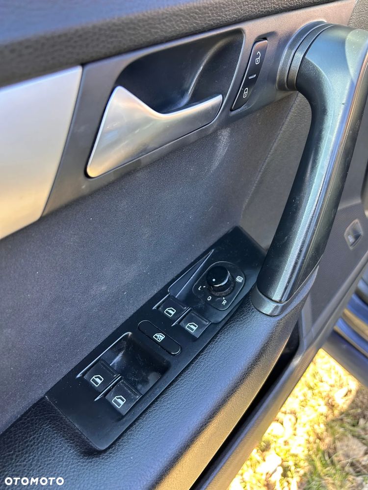 Volkswagen Passat Variant - 16