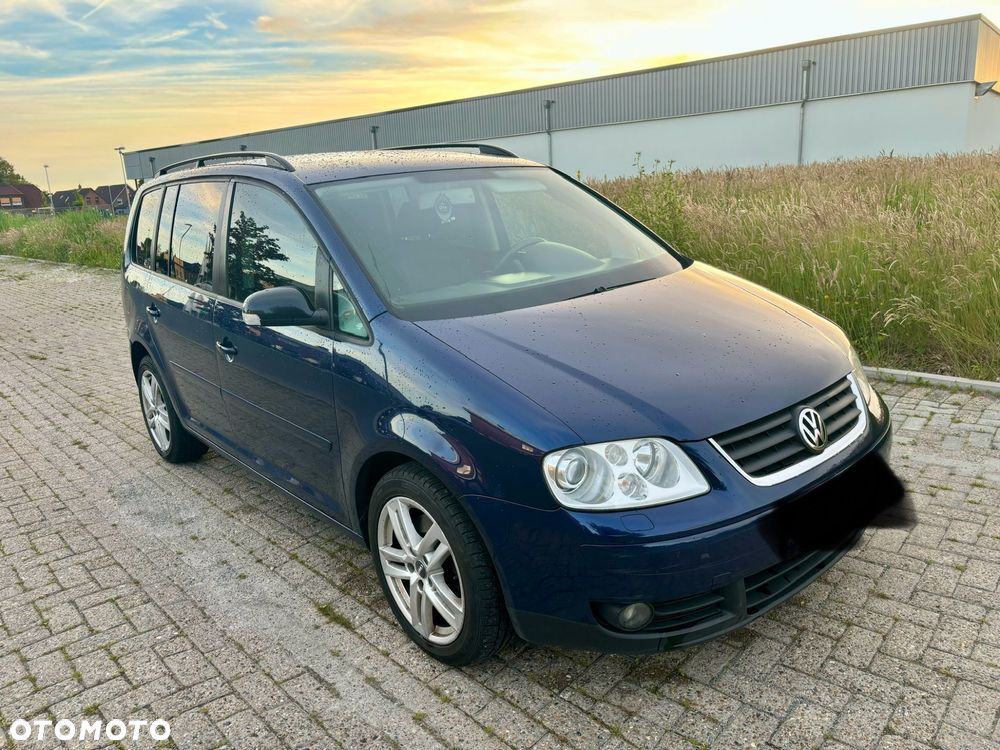 Volkswagen Touran 1.9 TDI Highline DSG - 6