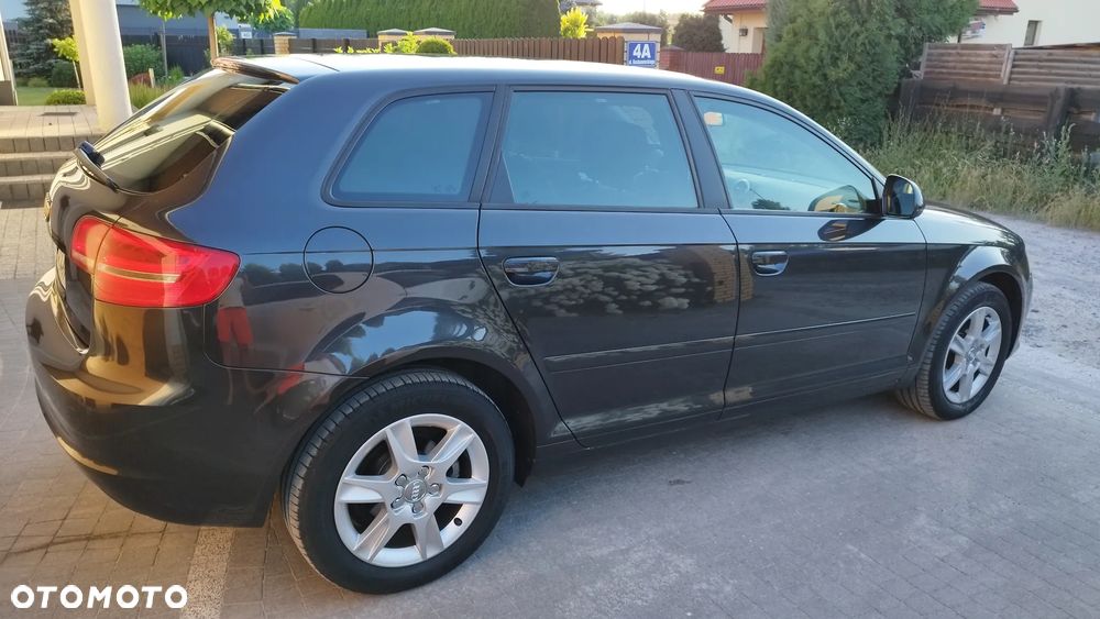 Audi A3 Sportback 1.6 Attraction - 7