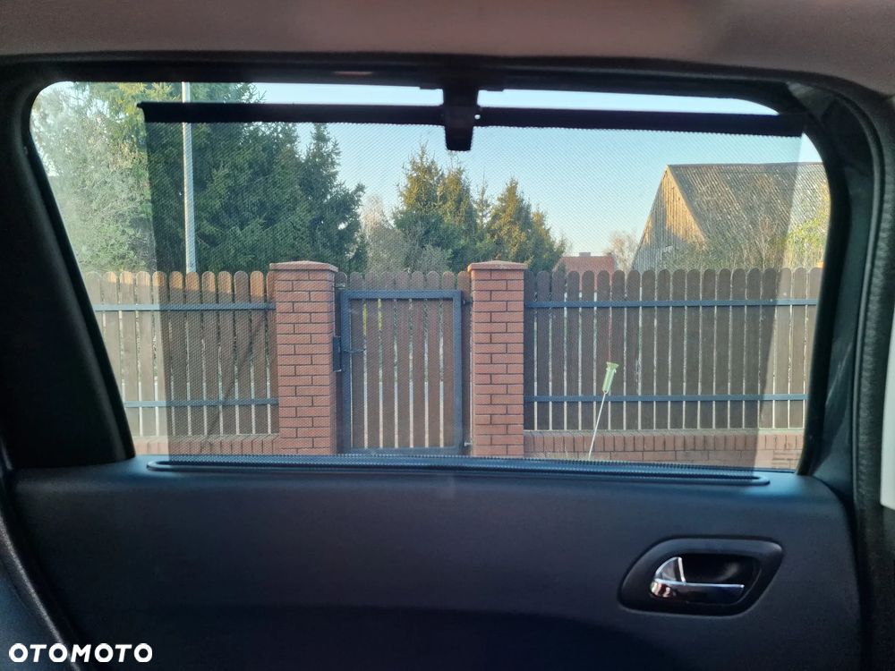 Peugeot 5008 HDI 160 Automatik Allure - 17