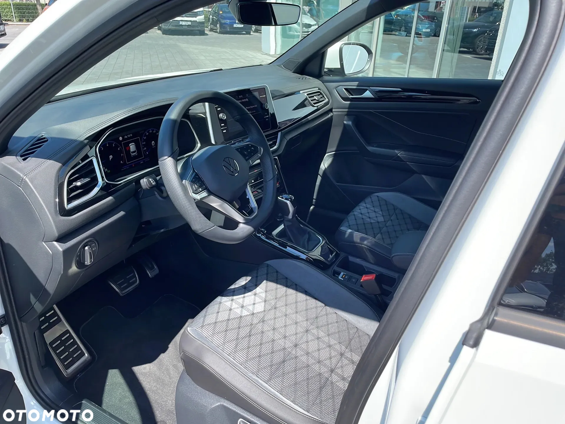 Volkswagen T-Roc 1.5 TSI R-Line Plus DSG - 9