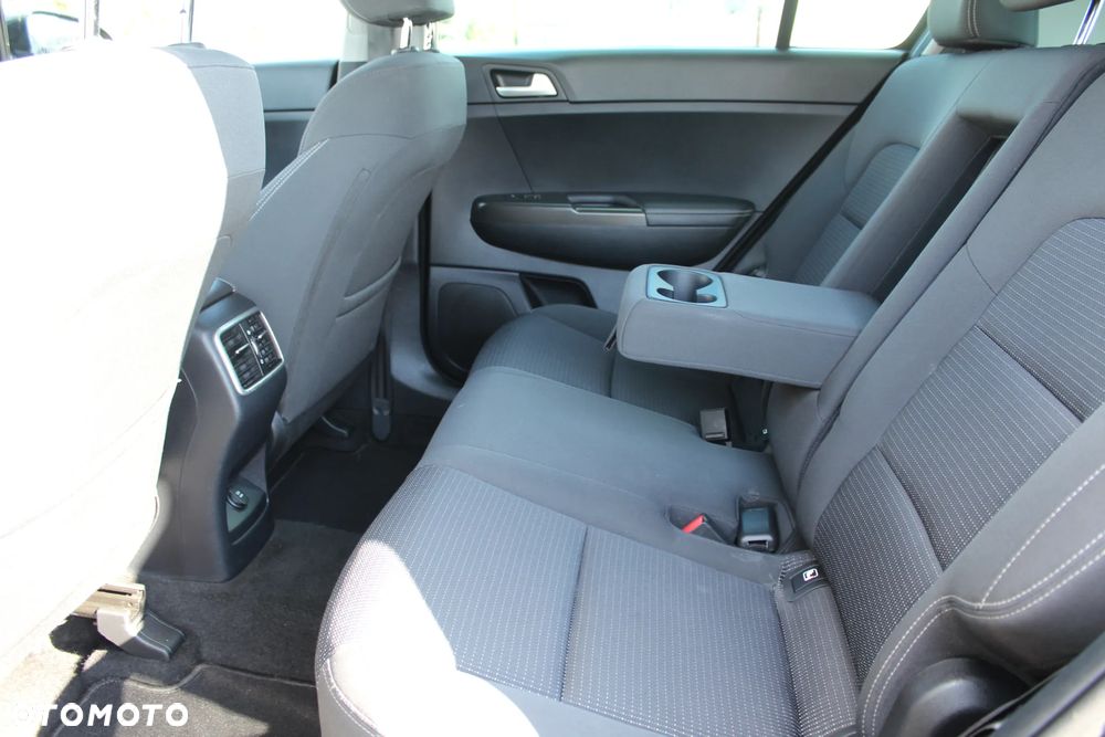Kia Sportage 1.6 GDI L 2WD - 10