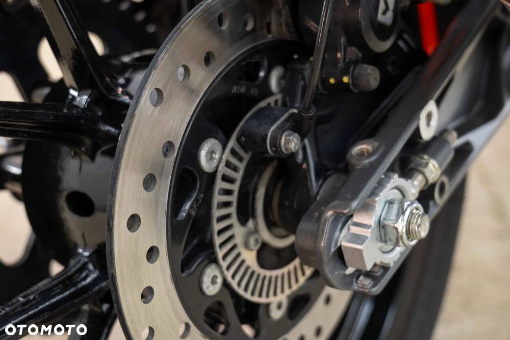 KTM Duke 125 - 37