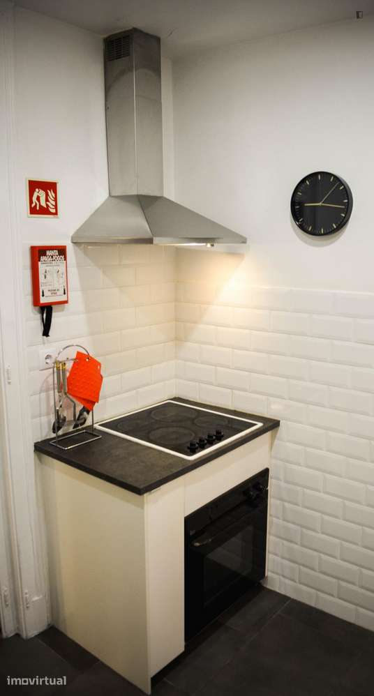 Quarto - localizado em Arroios Lisbon - Grande imagem: 4/17