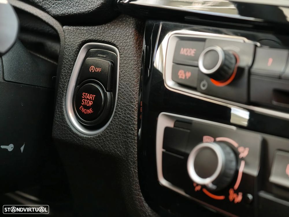 BMW 318 d Aut. Sport Line - 26