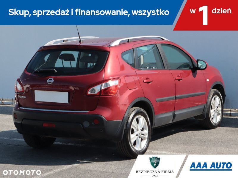 Nissan Qashqai - 7