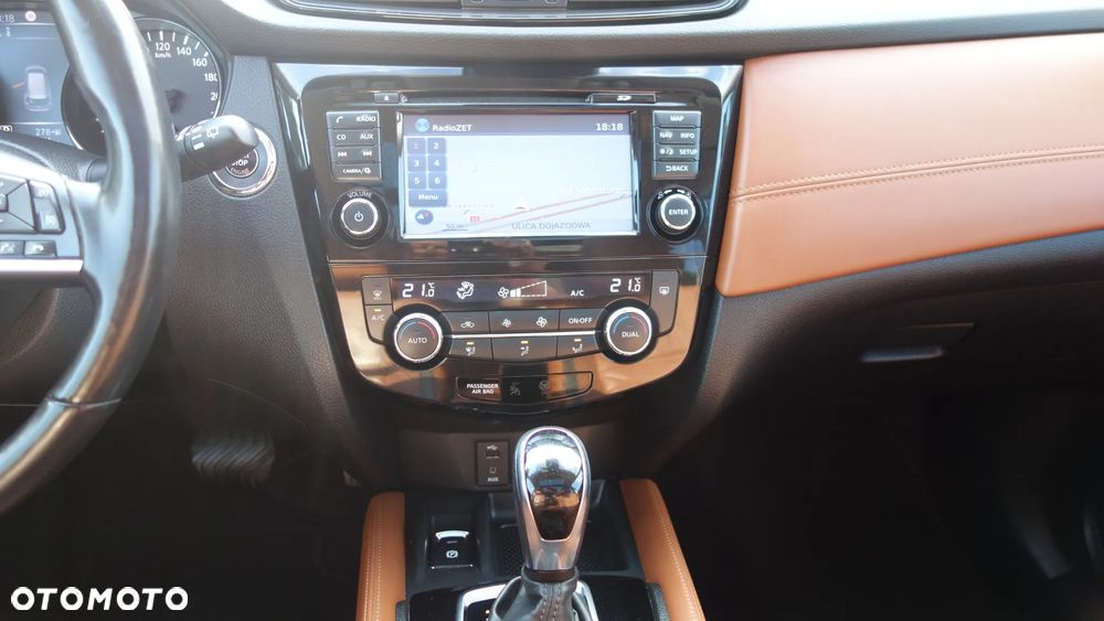 Nissan X-Trail 1.3 DIG-T Tekna 2WD DCT - 24