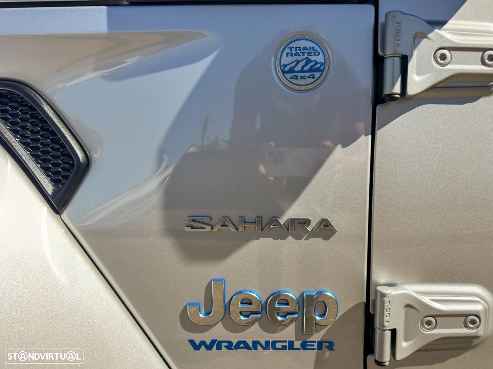 Jeep Wrangler Unlimited - 15