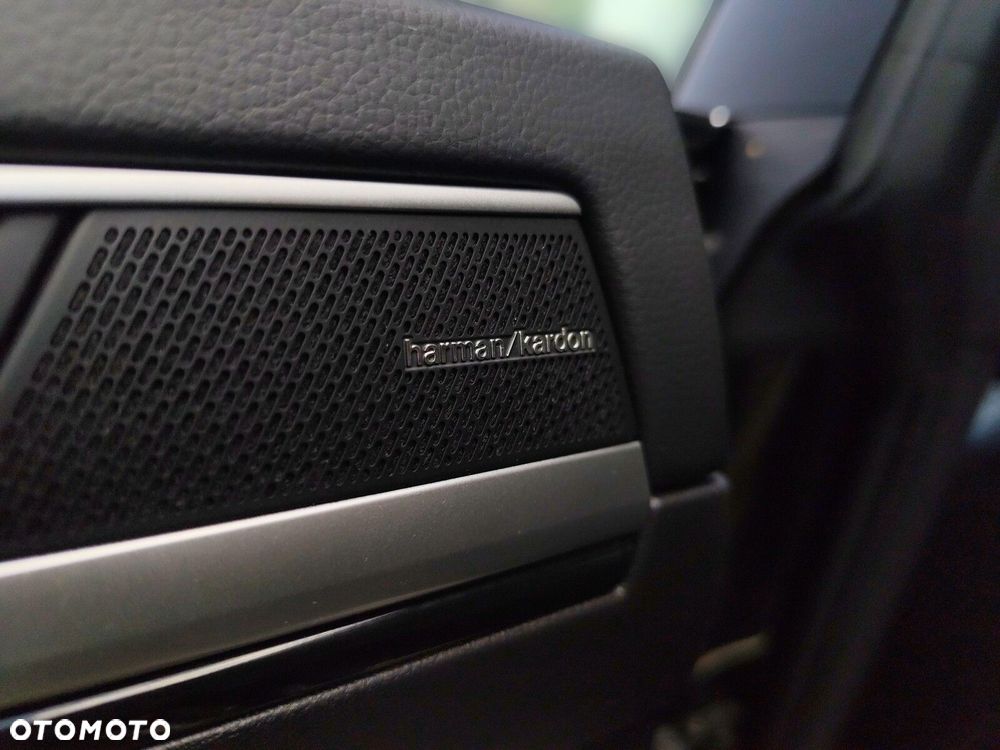 Volkswagen Arteon Shooting Brake 2.0 TSI 4Motion R DSG - 16