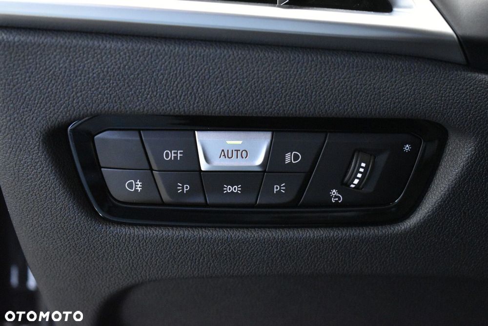BMW Seria 4 420d xDrive mHEV M Sport - 14