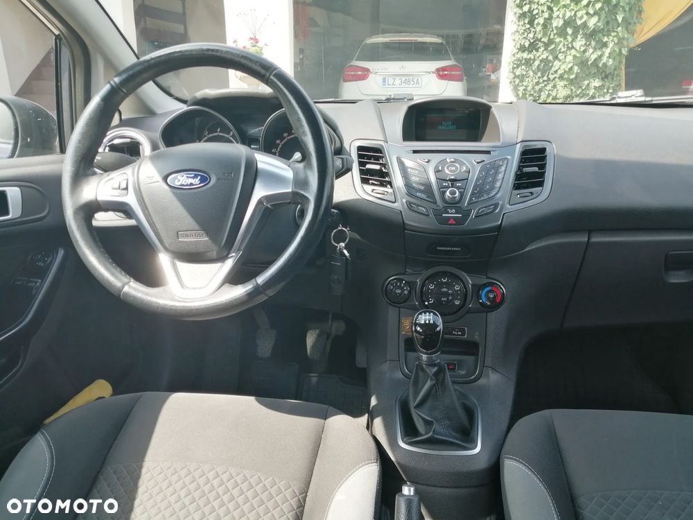 Ford Fiesta - 5