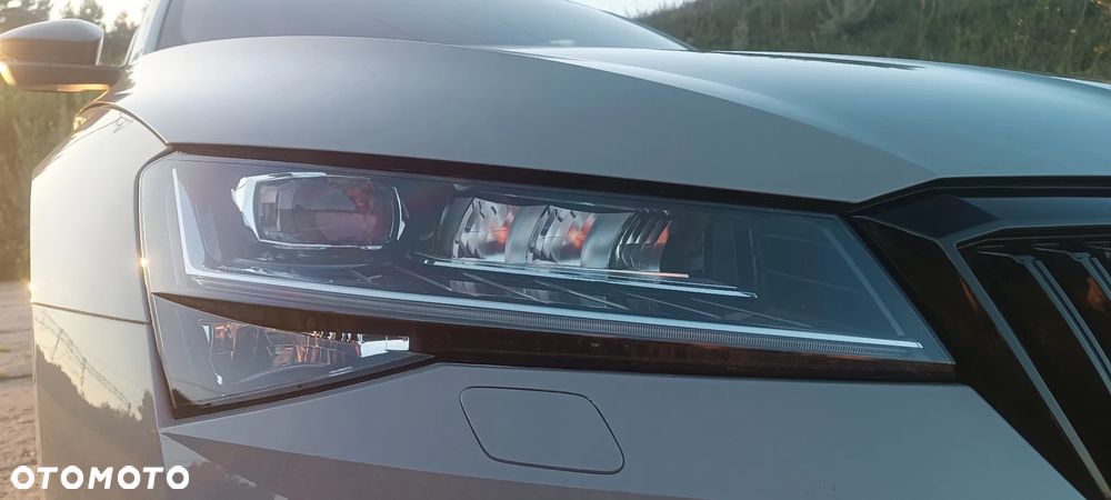 Skoda Superb 2.0 TSI Sportline DSG - 13