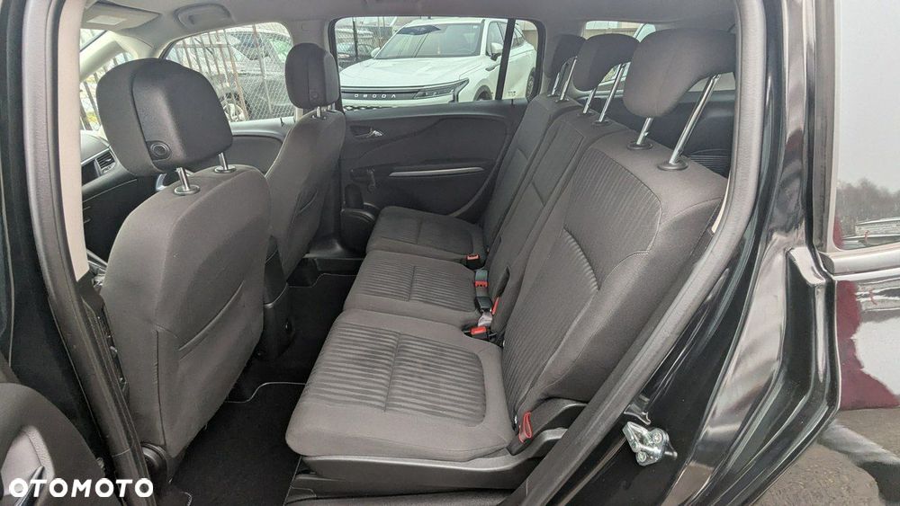 Opel Zafira - 14