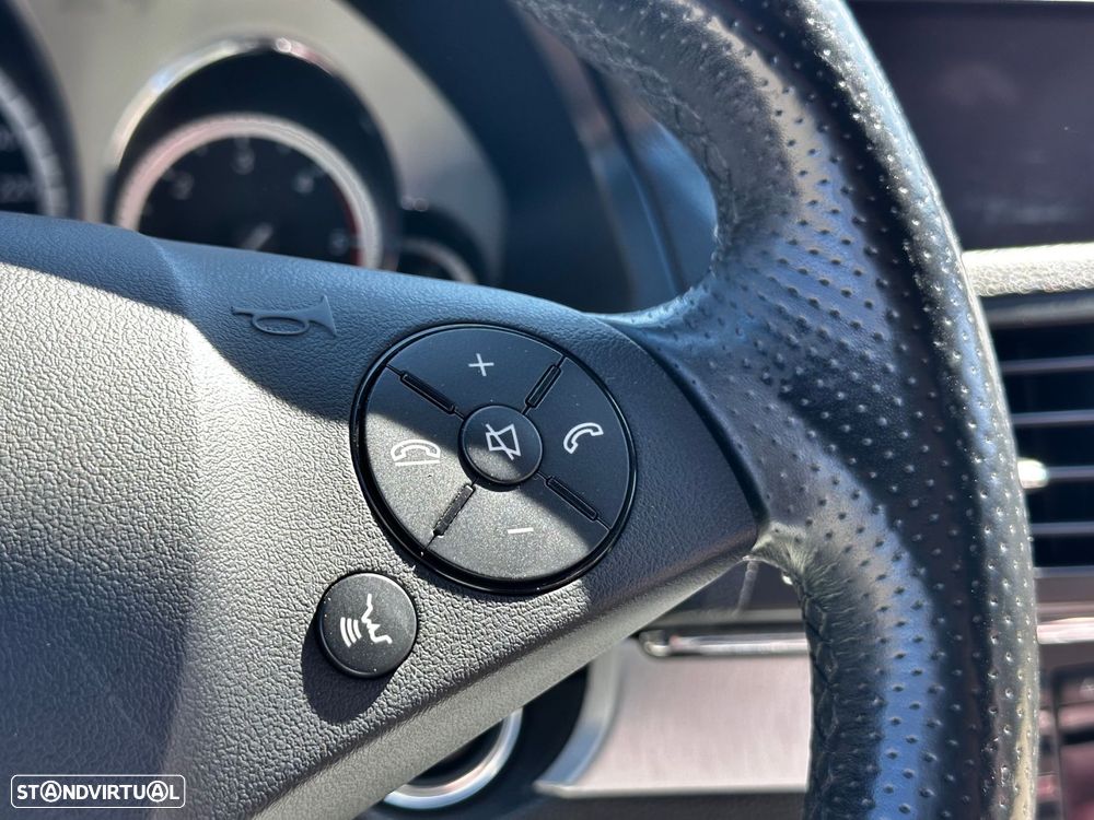 Mercedes-Benz E 250 CDI Elegance BlueEfficiency - 21