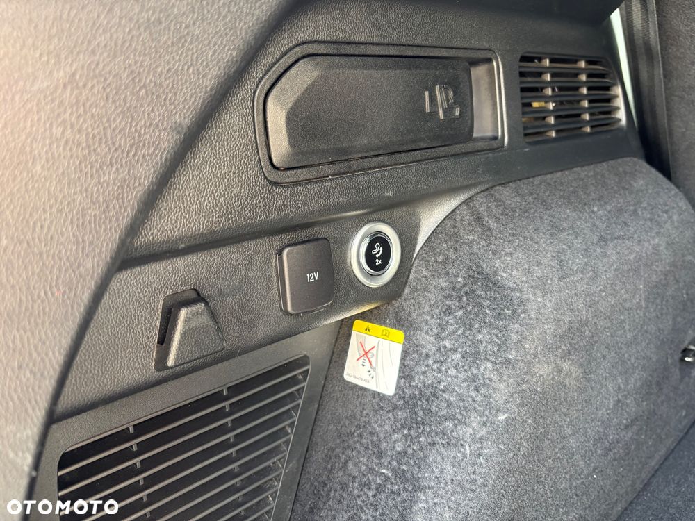 Ford Kuga 2.0 EcoBlue AWD ST-Line X - 24