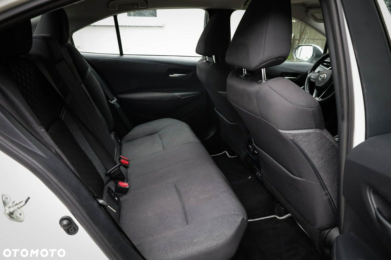 Toyota Corolla - 19