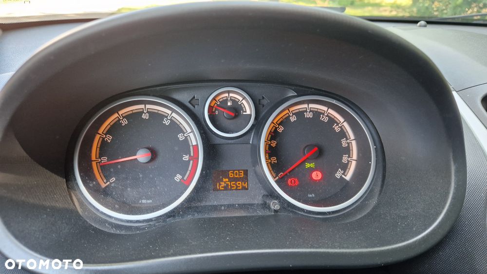 Opel Corsa 1.2 16V Essentia - 6