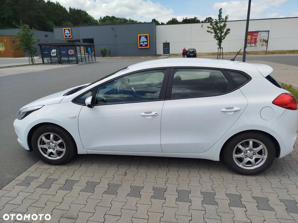Kia Ceed 1.4 L - 3