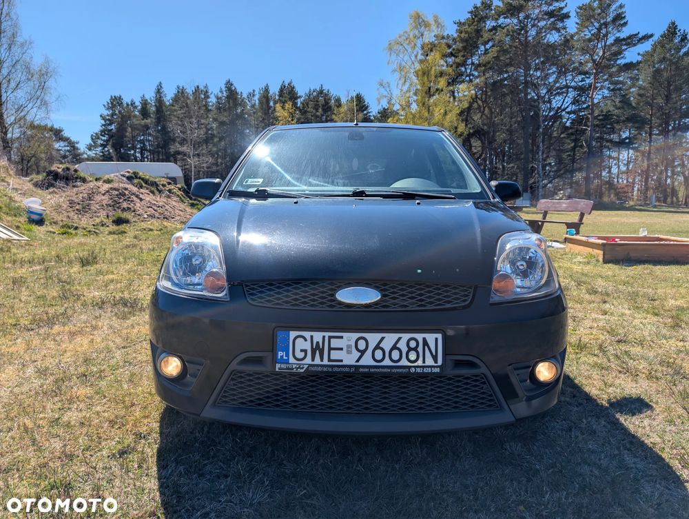 Ford Fiesta 1.6 TDCi Sport - 2
