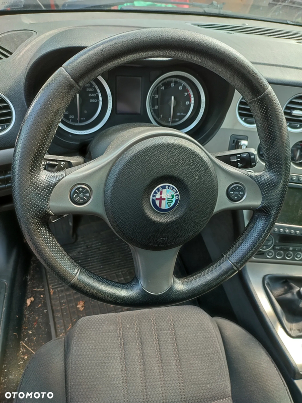 Alfa Romeo 159 kierownica