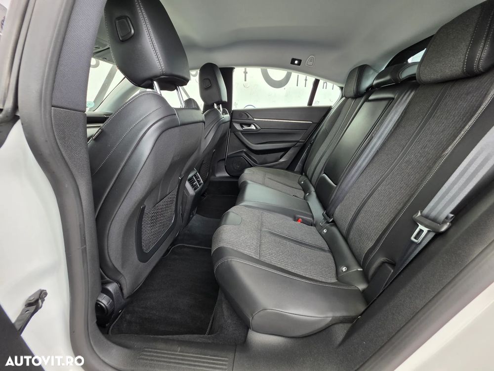 Peugeot 508 2.0 HDI FAP BVA Allure Aut. - 11