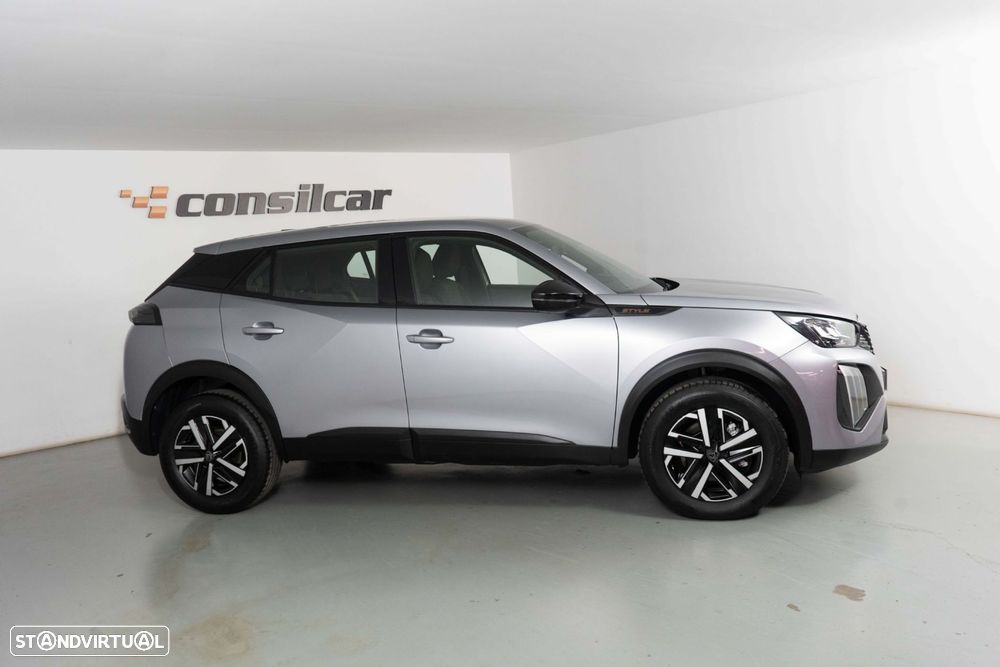 Peugeot 2008 1.2 Hybrid Style e-DCS6 - 9