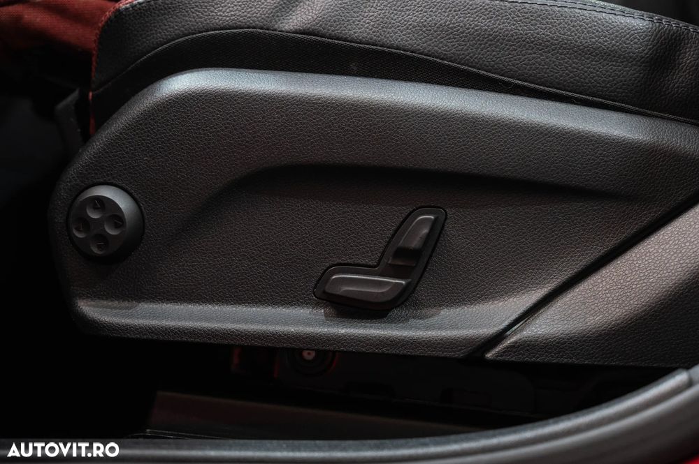 Mercedes-Benz GLC Coupe 250 4Matic 9G-TRONIC AMG Line - 29