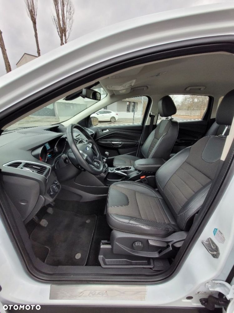 Ford Kuga 2.0 TDCi Titanium - 14