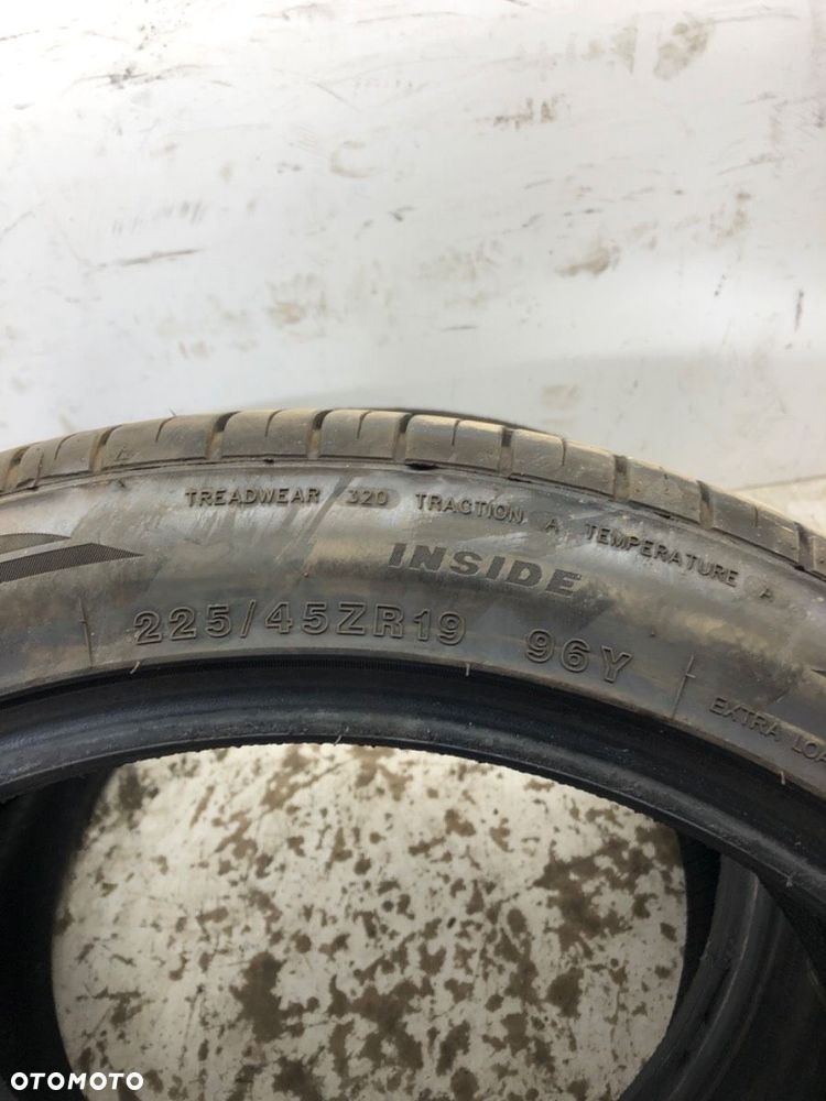 OPONY PARA 19 LATO 225/45 - 400.00 PLN - - 3