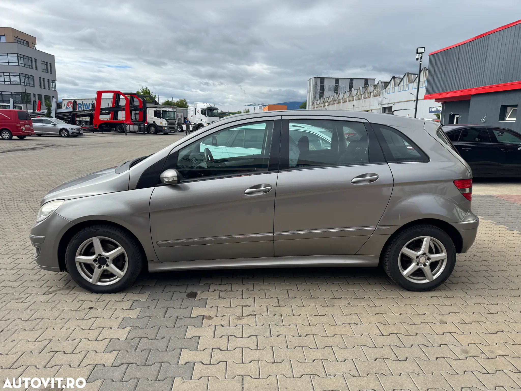 Mercedes-Benz B 200 CDI Special Edition - 12