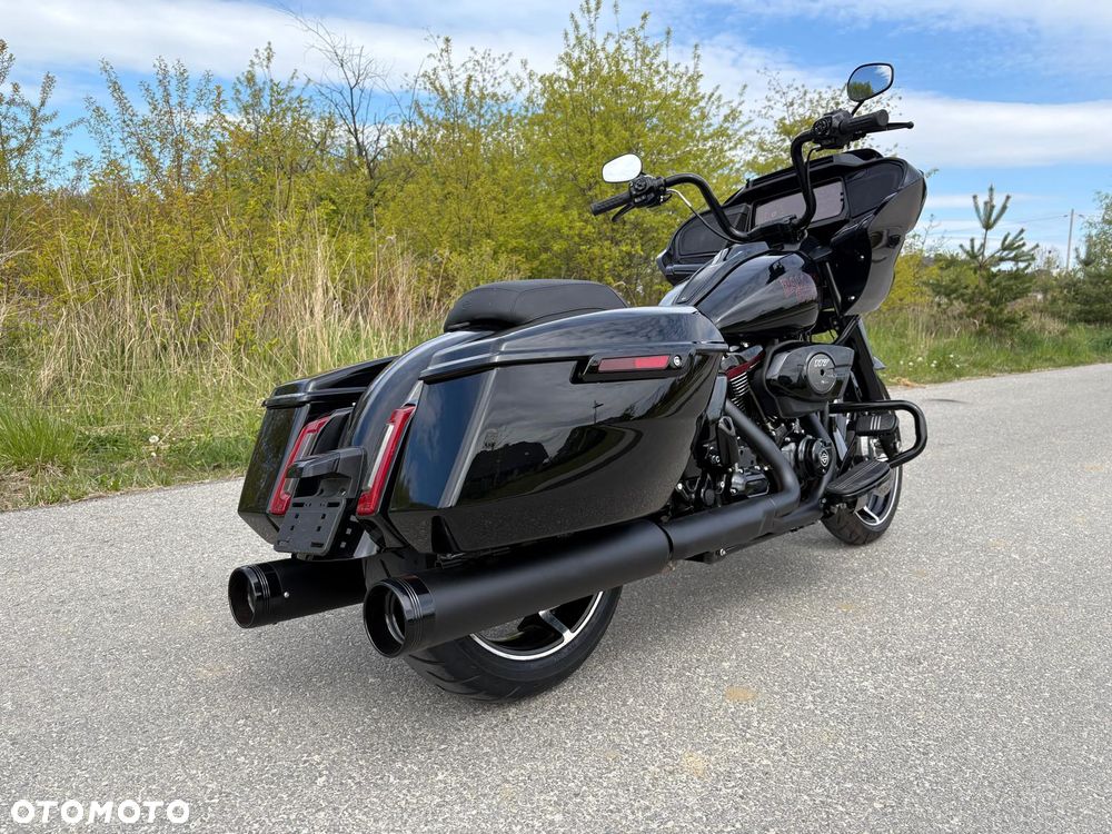 Harley-Davidson Touring Road Glide - 8