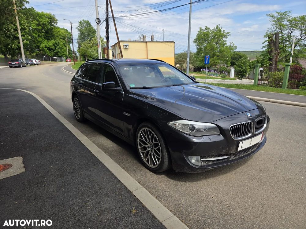 BMW Seria 5 520d Aut. Luxury Line - 9