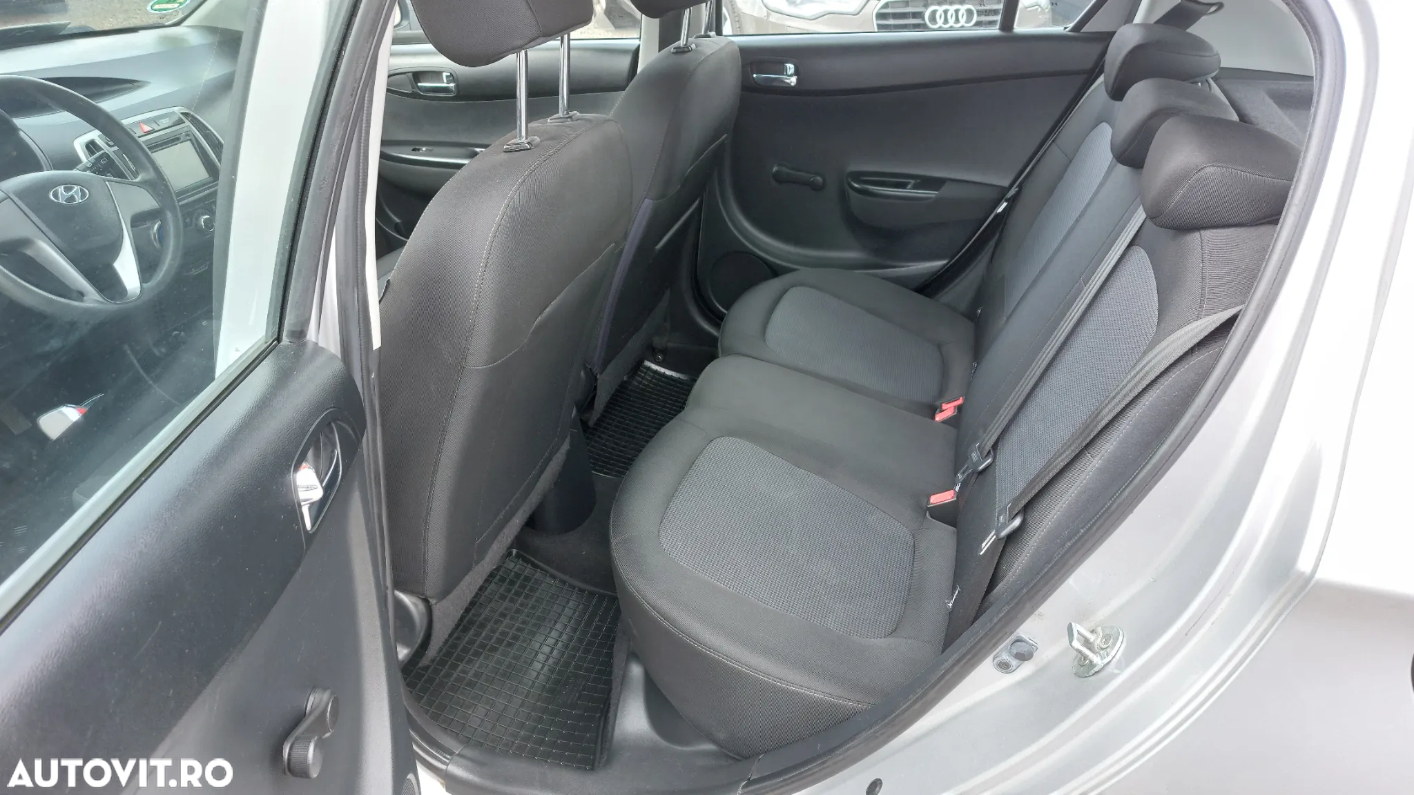 Hyundai i20 1.2 Fifa World Cup Edition - 10