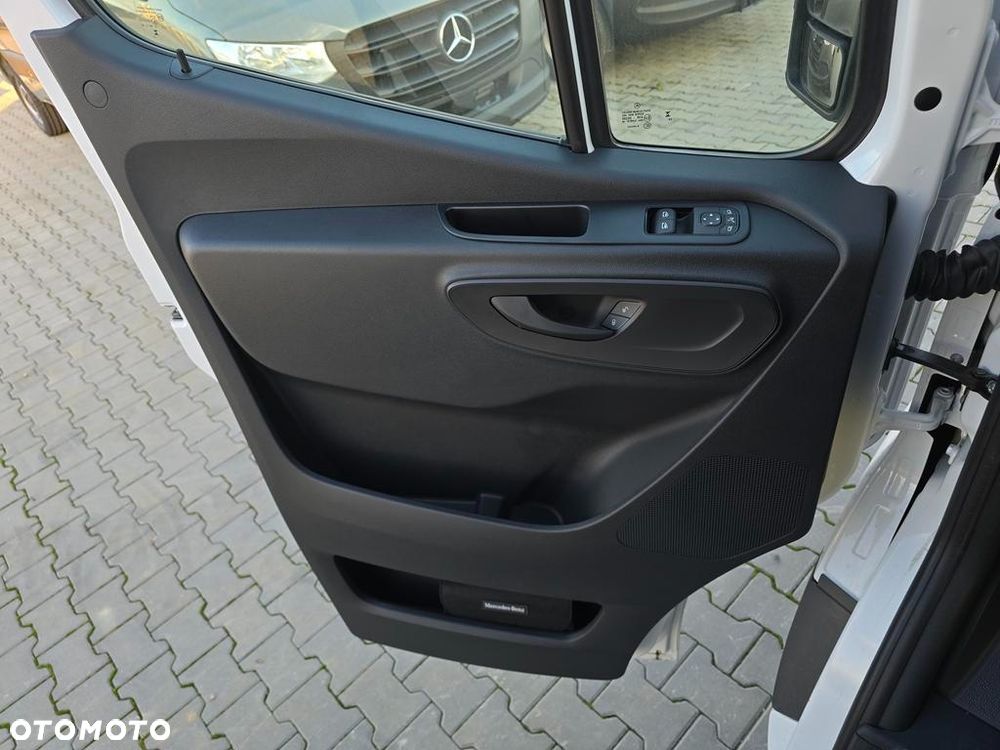 Mercedes-Benz Sprinter 317 CDI Long PRO 9G-Tronic - 13