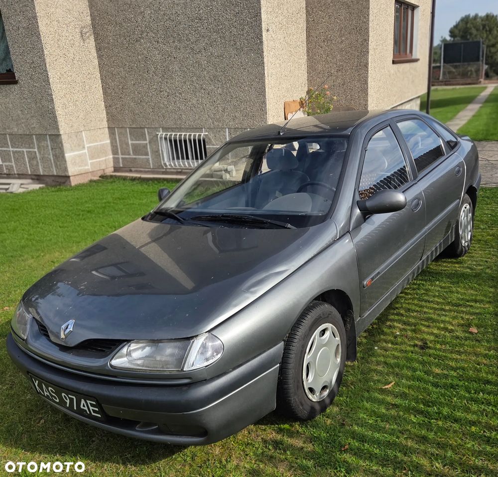 Renault Laguna 1.8 RN - 6