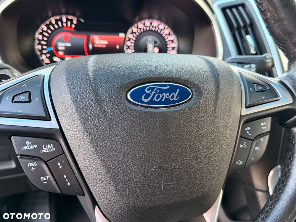 Ford Edge - 31