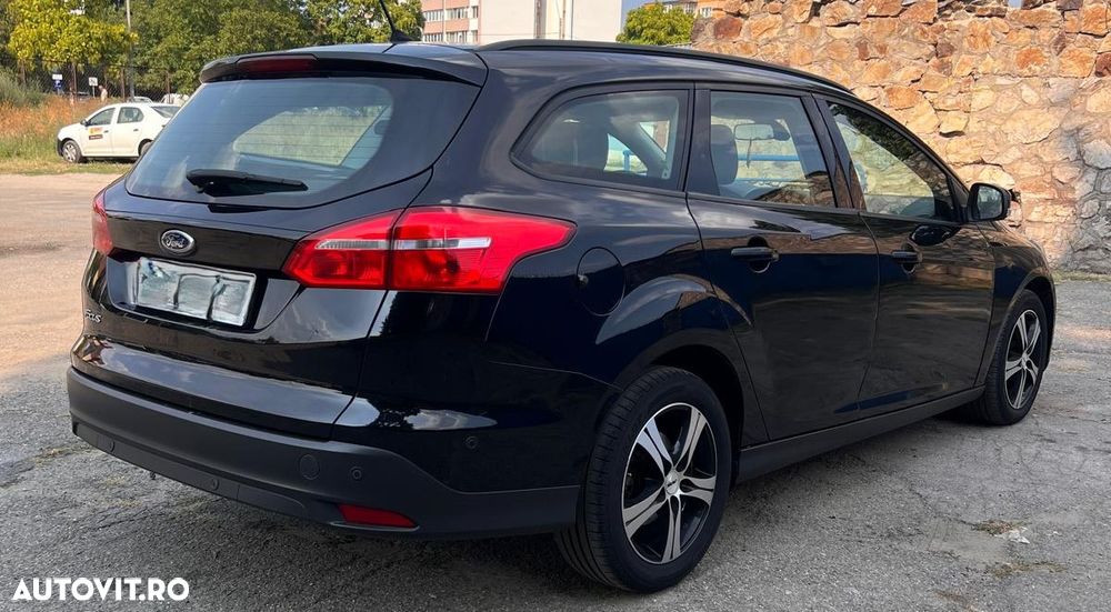 Ford Focus 1.5 TDCi DPF Start-Stopp-System Business - 6