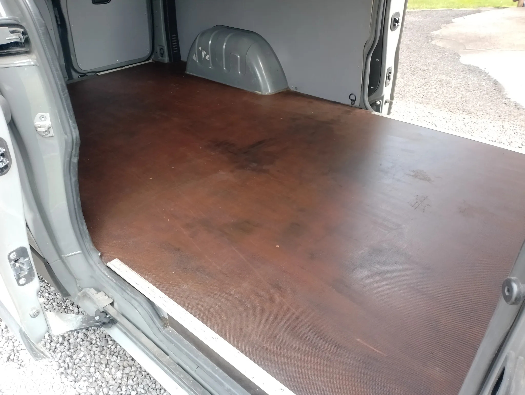 Nissan NV300 - 34