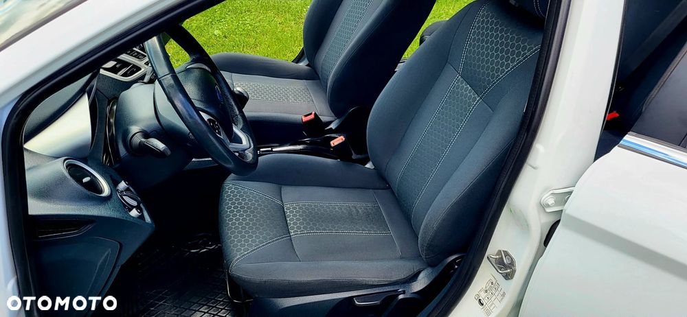 Ford Fiesta 1.25 Titanium EU5 - 14