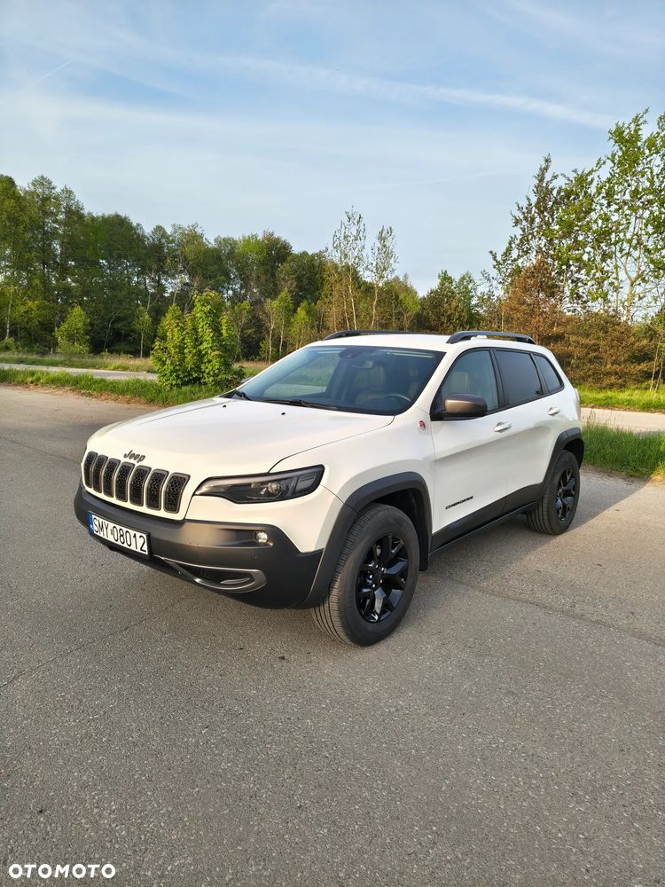 Jeep Cherokee - 2