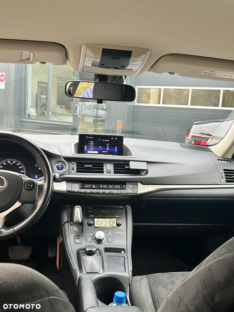Lexus CT - 14