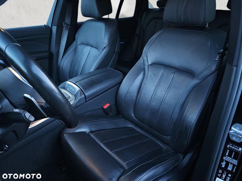 BMW X5 xDrive40i sport - 13