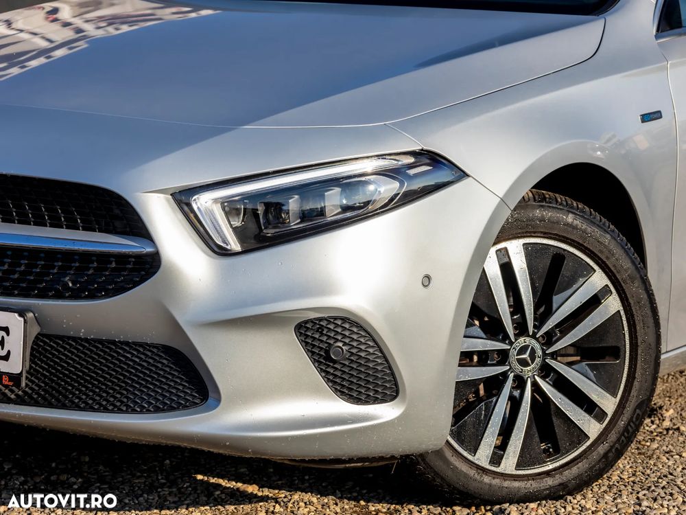 Mercedes-Benz A 250 e 8G-DCT - 10