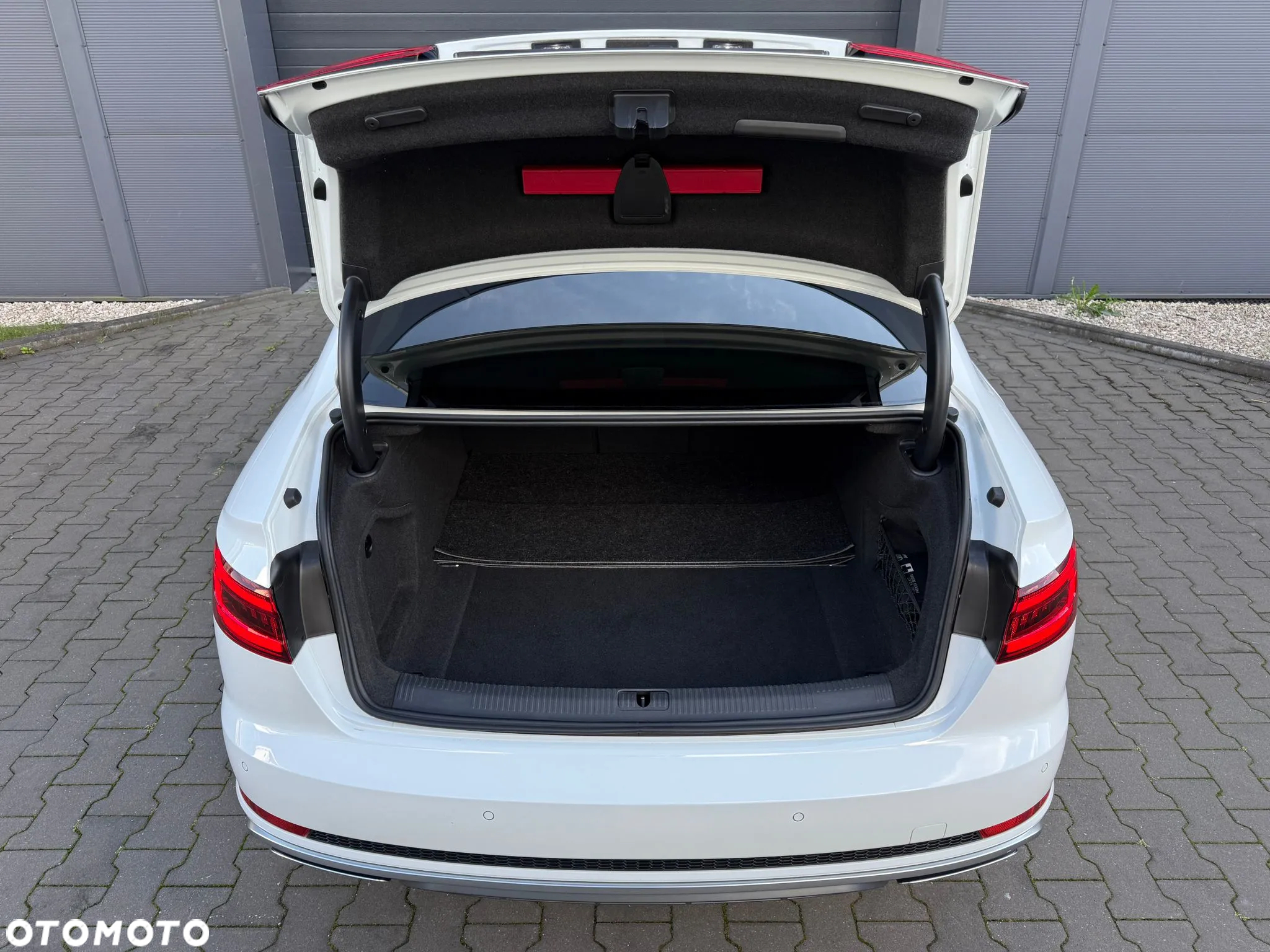 Audi A4 ver-40-tdi-quattro-s-tronic-s-line - 38