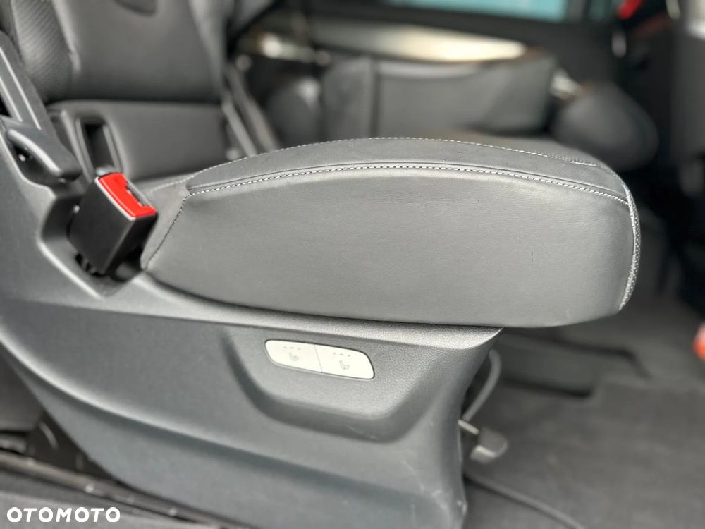 Mercedes-Benz Klasa V 300 d 4-Matic 9G-Tronic Exclusive (ekstra d³) - 20