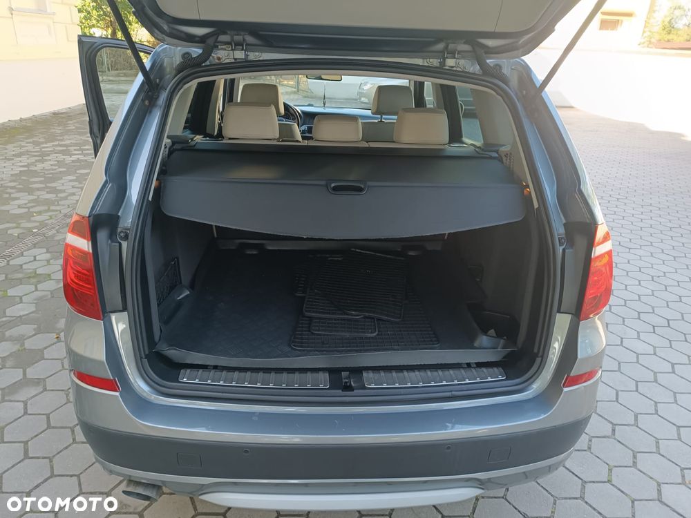 BMW X3 xDrive20d - 23
